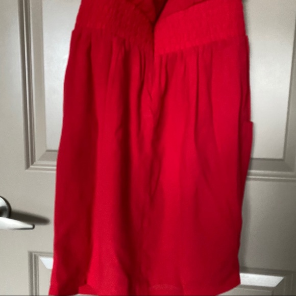 Red Dress - Picture 9 of 11